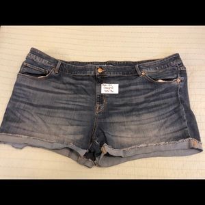 Ava and Viv size 26 jean shorts